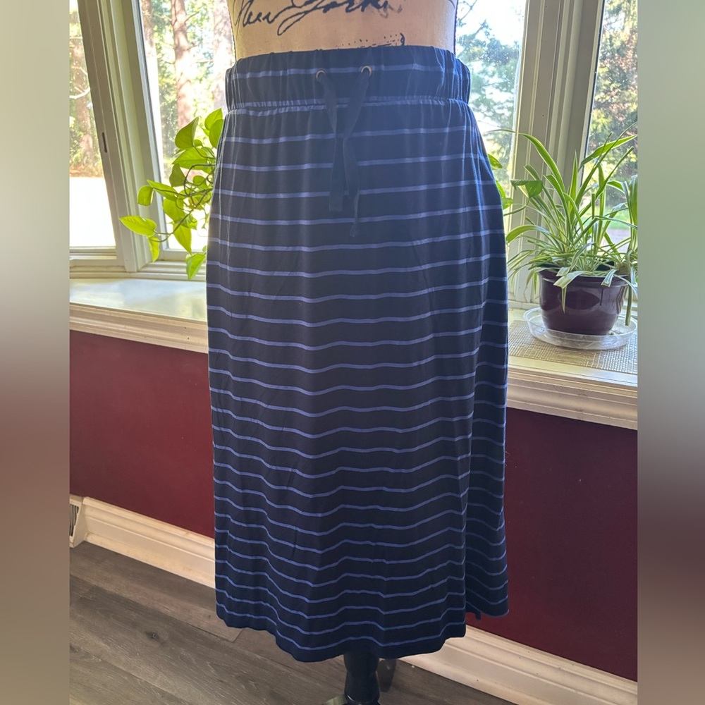 Woman’s Skirt